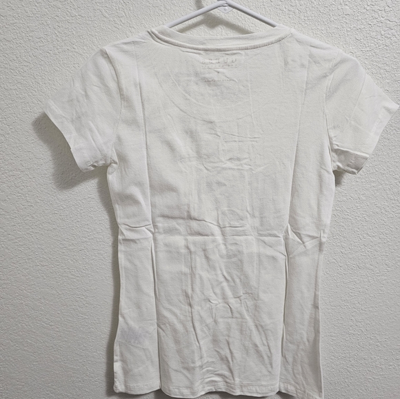 Guess t-shirt - Picture 2 of 3